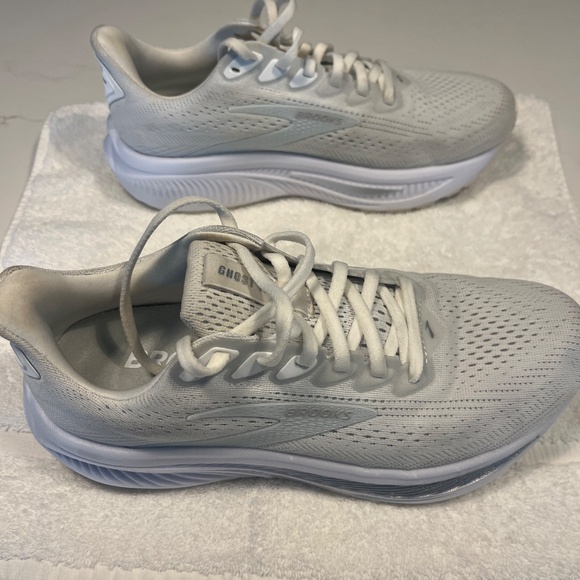 Brooks Women’s Ghost 17 - Picture 2 of 6